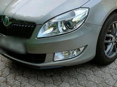 Gebraucht Skoda Fabia 105 PS (77 kW) 2011 Grau Kleinwagen
