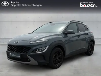 Gebraucht Hyundai Kona Intro Edition 120 PS (88 kW) 2021 Misty jungle metallic SUV