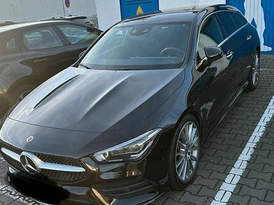 Gebraucht Mercedes CLA200 Shooting Brake AMG line 163 PS (119 kW) 2023 Schwarz Kombi