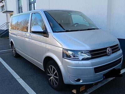 Gebraucht VW Caravelle Comfortline 179 PS (131 kW) 2015 Grau Van