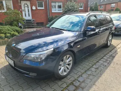Gebraucht BMW 525 Sport Line 197 PS (144 kW) 2008 Blau Kombi