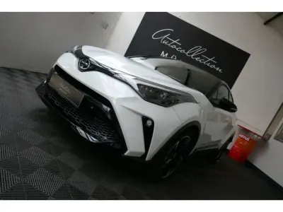 Gebraucht Toyota C-HR Sport 152 PS (111 kW) 2023 Weiss (metallic) SUV