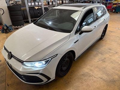 Weiß Gebraucht 2021 VW Golf VIII R-line Kombi | 20.900 € (Guter Preis)