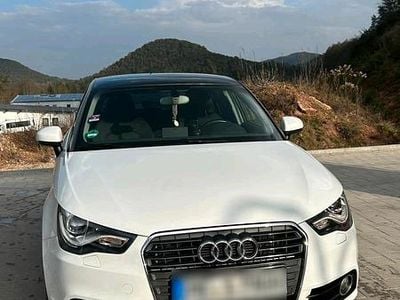Gebraucht Audi A1 122 PS (89 kW) 2013 Weiß Kleinwagen