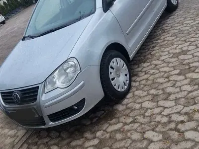 Usata VW Polo Comfortline 75 CV (55 kW) 2006 Argento Utilitaria