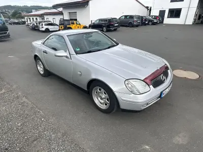 Gebraucht Mercedes SLK200 136 PS (100 kW) 1998 Silber Cabrio