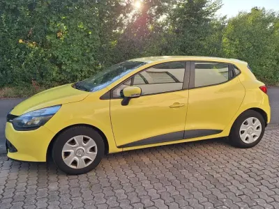 Gebraucht Renault Clio IV 70 PS (51 kW) 2012 Gelb Limousine