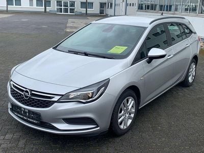 Usata Opel Astra 105 CV (77 kW) 2018 Argento Station wagon