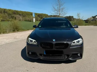 Gebraucht BMW 525 M Sport 218 PS (160 kW) 2012 Schwarz Kombi