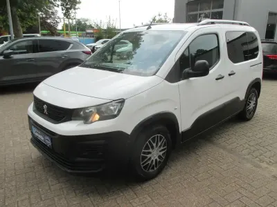 Gebraucht Peugeot Rifter Active 110 PS (80 kW) 2019 Weiß Van / Kleinbus