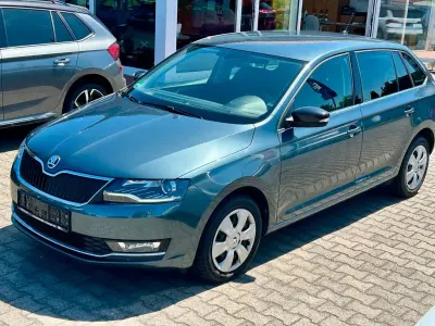Gebraucht Skoda Rapid Style 110 PS (80 kW) 2019 Grau Kleinwagen