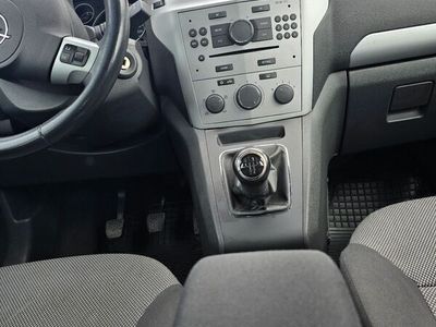 gebraucht Opel Zafira B 1.8i 16V /140PS/AHK/Klima /TÜV