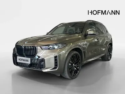Neu BMW X5 M Sport 298 PS (219 kW) 2026 Manhattan metallic SUV