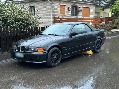 Gebraucht BMW 320 Cabriolet 150 PS (110 kW) 1996 Schwarz Cabrio