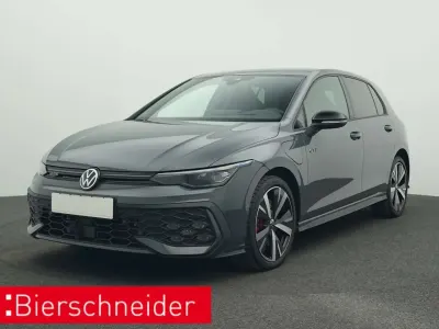 Używany VW Golf VIII GTE 272 KM (200 kW) 2025 Szary Sedan/Limuzyna