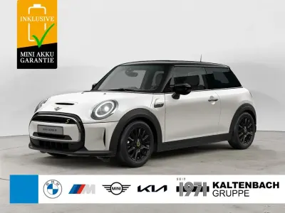 Gebraucht Mini Cooper SE Classic 135 kW (184 PS) 2025 Weiß Kleinwagen
