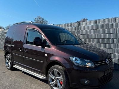 Gebraucht VW Caddy 140 PS (102 kW) 2015 Violet Van / Kleinbus