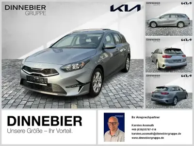 Gebraucht Kia Ceed Sportswagon Vision 140 PS (102 kW) 2024 Lunarsilber met Kombi