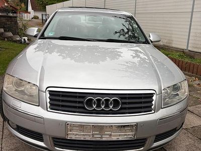 Usata Audi A8 Design 220 CV (161 kW) 2004 Argento Berlina