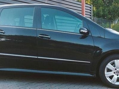 Mercedes B180