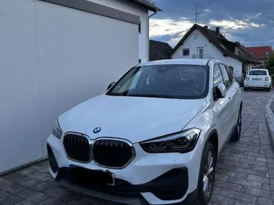 Gebraucht BMW X1 140 PS (102 kW) 2020 Weiß SUV