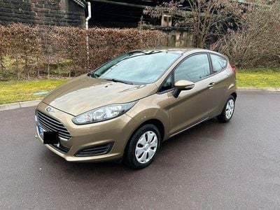 Gebraucht Ford Fiesta 101 PS (74 kW) 2013 Braun Kleinwagen