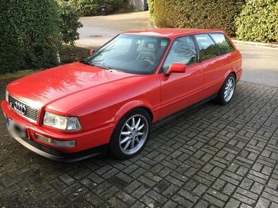 Begagnad Audi S2 230 HK (169 kW) 1994 Röd Kombi