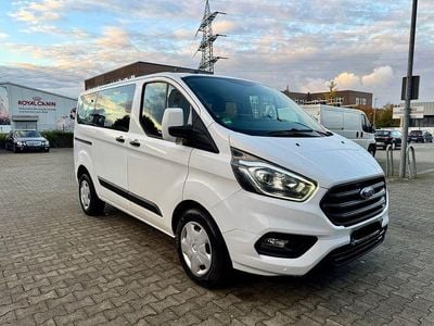 Gebraucht Ford Transit 131 PS (96 kW) 2022 Weiß Kombi