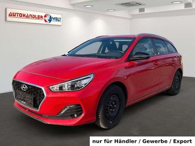 Gebraucht Hyundai i30 116 PS (85 kW) 2019 Rot Kombi