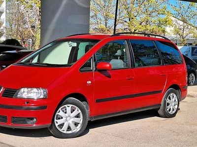 Usata Seat Alhambra 150 CV (110 kW) 2006 Rosso Monovolume