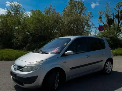Brugt Renault Mégane II 112 HK (82 kW) 2005 Sølv Hatchback