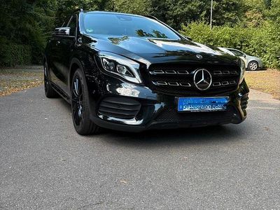 Gebraucht Mercedes GLA250 Style 211 PS (155 kW) 2019 Schwarz SUV
