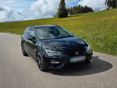 Gebraucht Seat Leon 4Drive 300 PS (220 kW) 2020 Schwarz Limousine