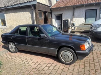 Usata Mercedes 190 109 CV (80 kW) 1993 Nero Berlina