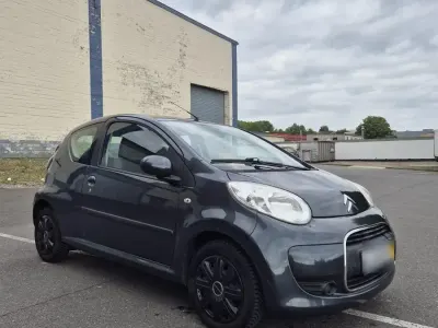 Gebraucht Citroën C1 60 PS (44 kW) 2012 Grau Kleinwagen