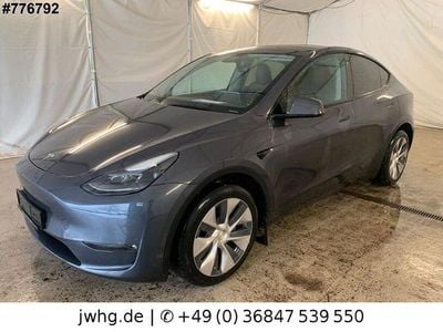 Grau Gebraucht 2023 Tesla Model Y SUV | 33.450 € (Guter Preis)