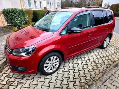 Gebraucht VW Touran 140 PS (102 kW) 2012 Rot Van / Kleinbus