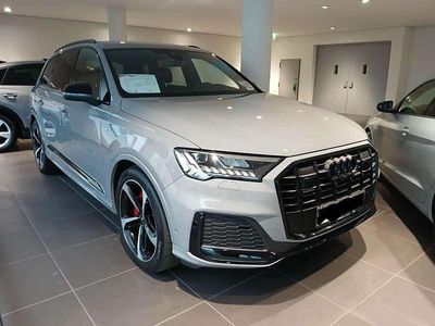 Nardograu Gebraucht 2022 Audi Q7 Competition SUV | 64.600 € (Fairer Preis)
