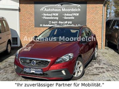 Gebraucht Volvo V40 CC Momentum 114 PS (83 kW) 2013 Rot Kombi