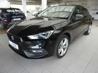 Używany Seat Leon FR 204 KM (150 kW) 2020 Czarny Sedan/Limuzyna