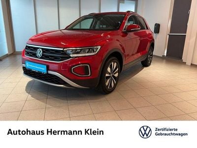 Usata VW T-Roc Move 150 CV (110 kW) 2023 Rosso SUV