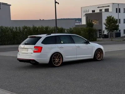 Gebraucht Skoda Octavia RS 184 PS (135 kW) 2014 Weiß Kombi