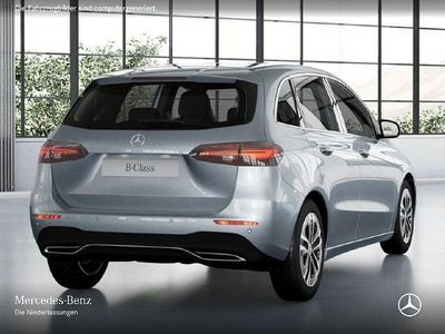 Second-hand Mercedes B180 Advanced 136 CP (100 kW) 2025 Argintiu Monovolum