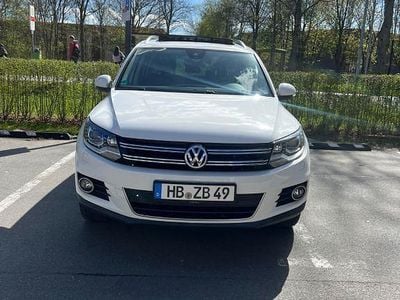 Gebraucht VW Tiguan Sportline 180 PS (132 kW) 2012 Weiß SUV