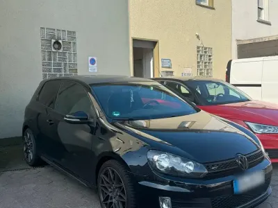 Gebraucht VW Golf VI GTI 211 PS (155 kW) 2011 Schwarz Kleinwagen