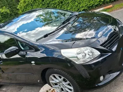 Gebraucht Toyota Verso 150 PS (110 kW) 2012 Schwarz Van / Kleinbus