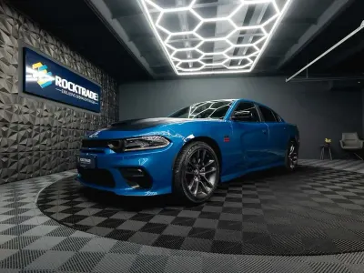 Gebraucht Dodge Charger 373 PS (274 kW) 2024 Blau Kleinwagen