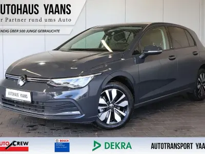 Gebraucht VW Golf VIII Move 150 PS (110 kW) 2024 Grau Limousine