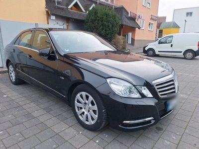 Mercedes E220