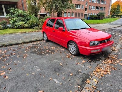 Gebraucht VW Golf III 90 PS (66 kW) 1996 Rot Kleinwagen